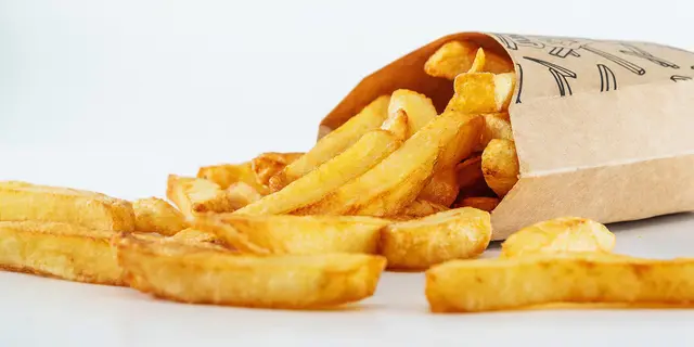 Frites belges Fritapapa, coupées sur place